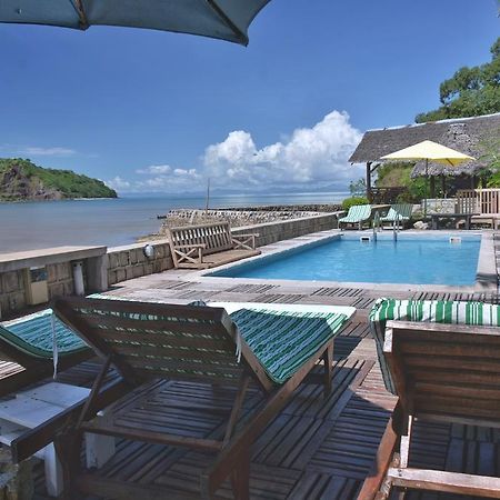 Ylang Hotel Ambondrona  Exterior photo